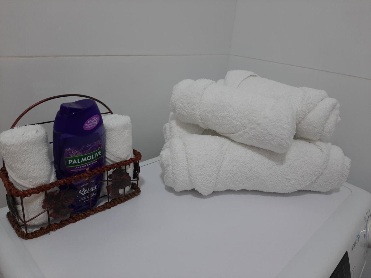 Apartman Viaggio 斯雷姆斯卡米特罗维察 外观 照片